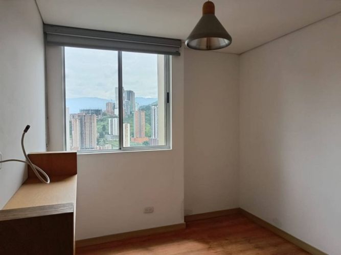 Apartamento en Arriendo en Loma de la Doctora, Sabaneta - Miniatura 7