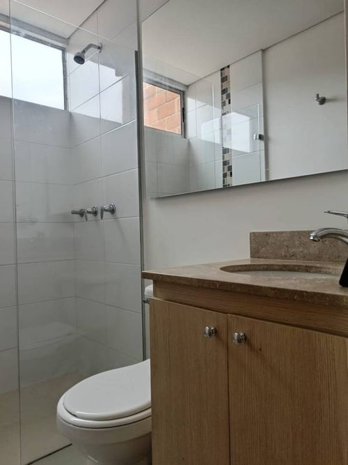 Apartamento en Arriendo en Loma de la Doctora, Sabaneta - Miniatura 13