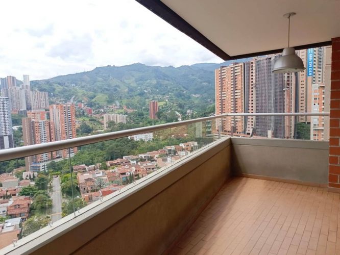 Apartamento en Arriendo en Loma de la Doctora, Sabaneta - Miniatura 14
