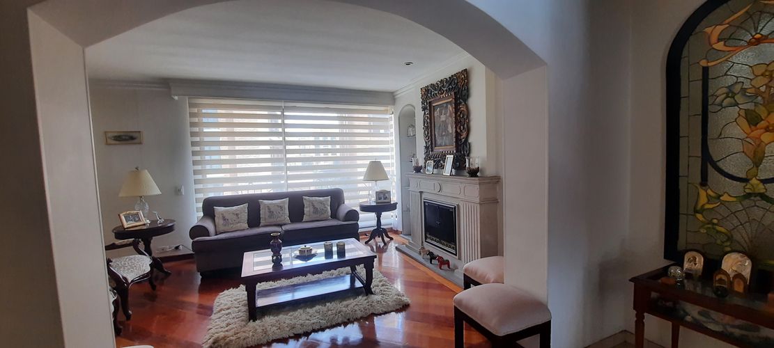 Apartamento en Venta en Santa barbara occidental, Bogotá - Miniatura 2