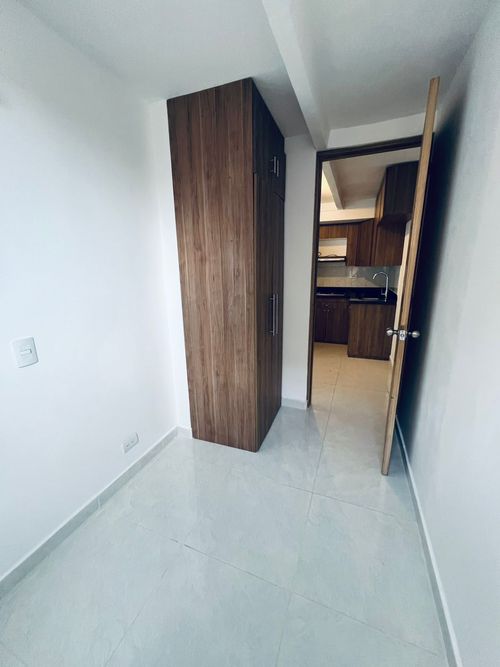 Apartamento en Arriendo en Pajarito, Medellín - Miniatura 5