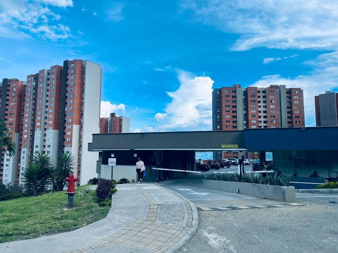 Apartamento en Arriendo en Pajarito, Medellín - Miniatura 15
