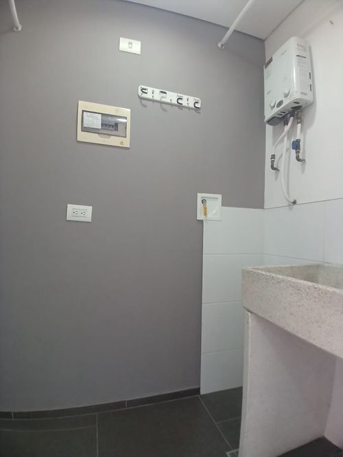 Apartaestudio en Arriendo en Loma de las brujas, Envigado - Miniatura 9