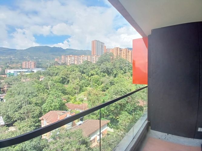 Apartaestudio en Arriendo en Loma de las brujas, Envigado - Miniatura 16