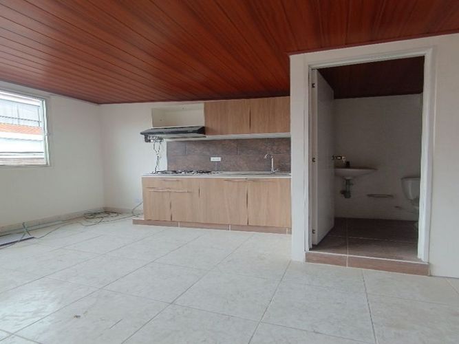 Apartaestudio en Arriendo en Engativá, Bogotá - Miniatura 2