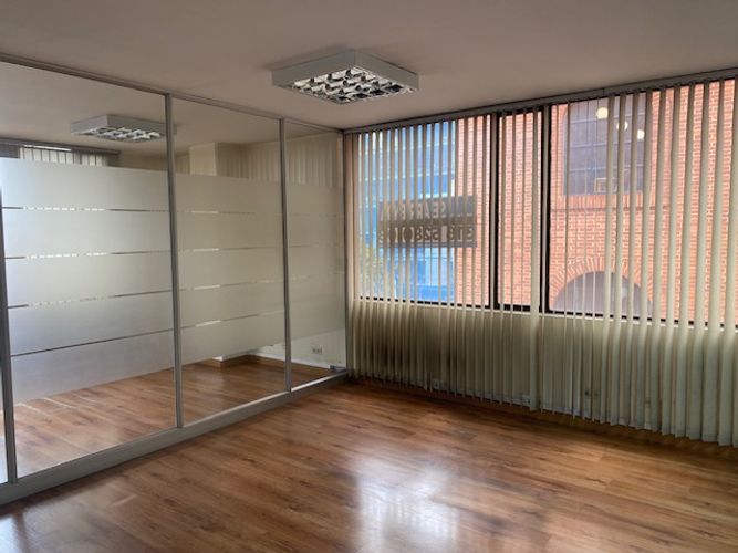 Oficina en Arriendo en Chico norte, Bogotá - Miniatura 3