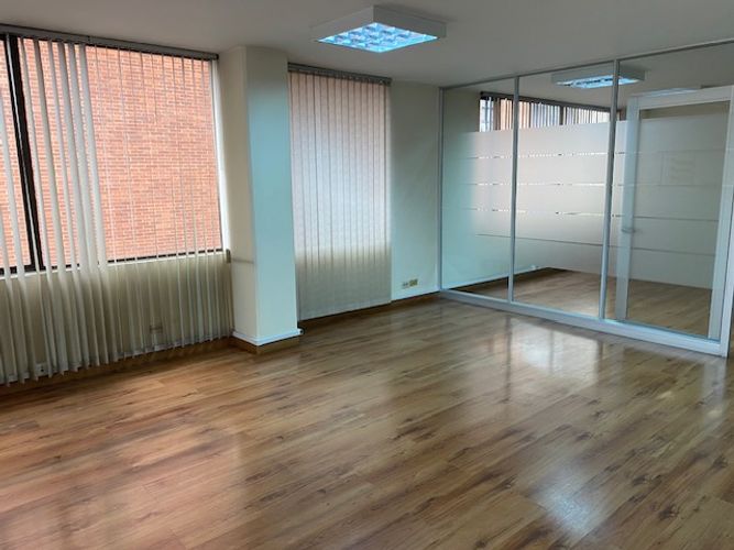 Oficina en Arriendo en Chico norte, Bogotá - Miniatura 4