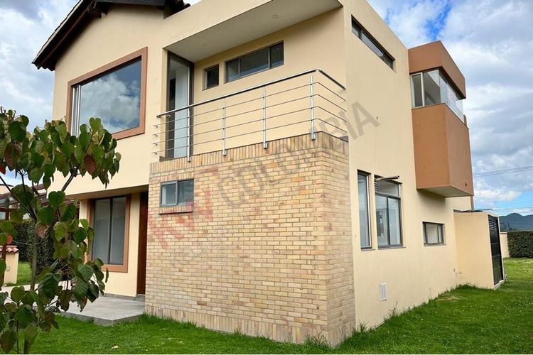 Casa en  Venta en Chuntame, Cajicá - Miniatura 2