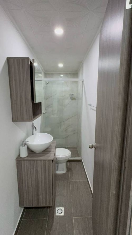 Casa en Arriendo en La Almeria, Medellín - Miniatura 8