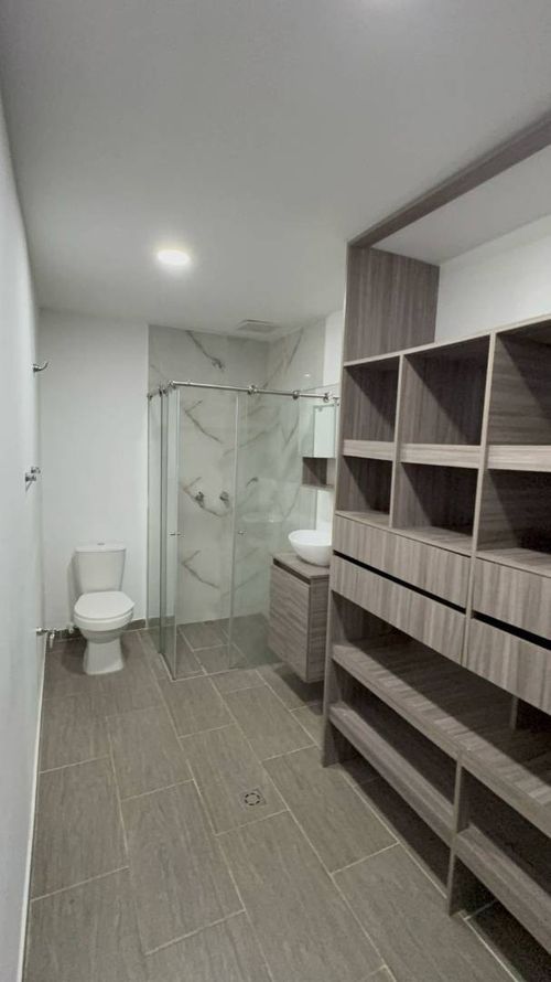 Casa en Arriendo en La Almeria, Medellín - Miniatura 9