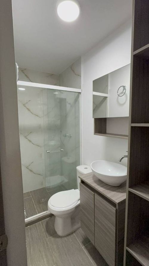 Casa en Arriendo en La Almeria, Medellín - Miniatura 10