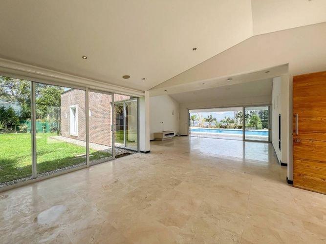 Finca en Arriendo en Loma del Escobero, Envigado - Miniatura 4
