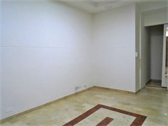 Local en Arriendo en El Poblado, Medellín - Miniatura 4