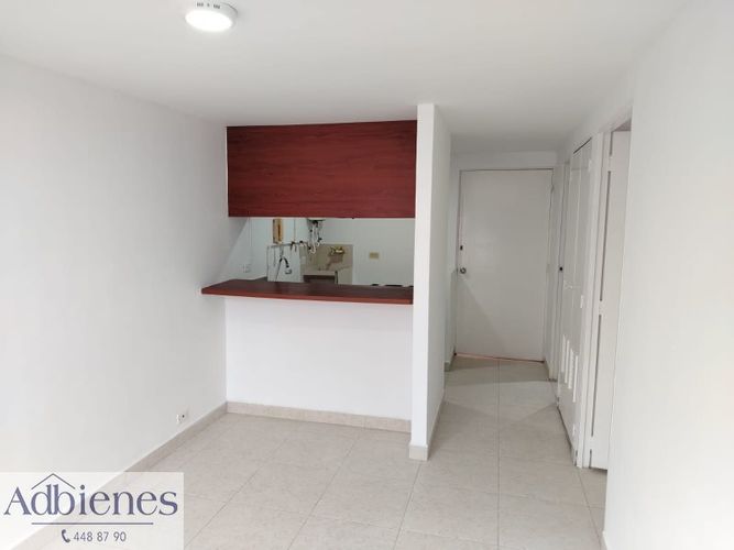 Apartamento en Arriendo en Laureles, Medellín - Miniatura 3