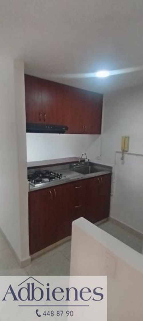 Apartamento en Arriendo en Laureles, Medellín - Miniatura 4