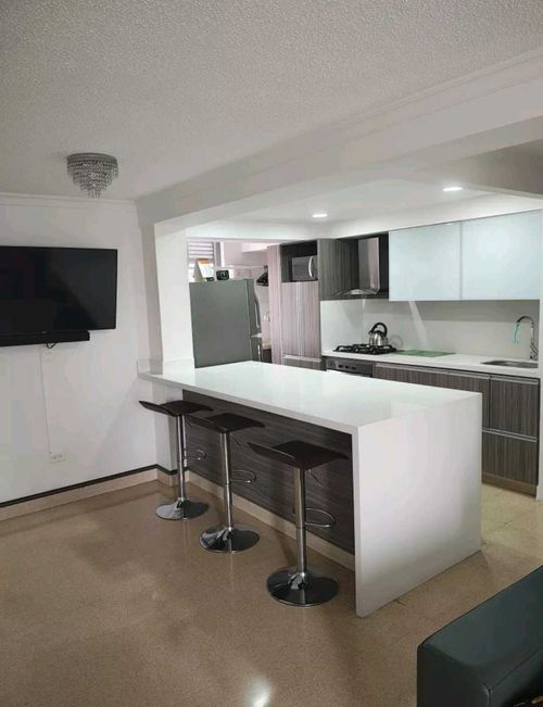 Apartamento en  Venta en Loma de los bernal, Medellín - Imagen 1