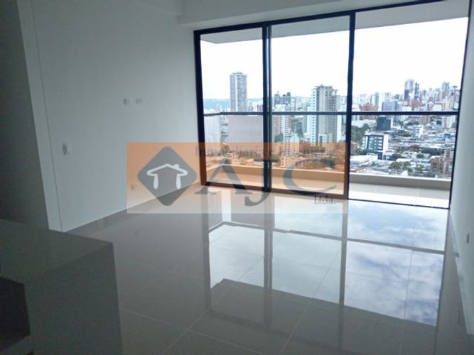 Apartamento en Arriendo en Bucaramanga - Miniatura 2