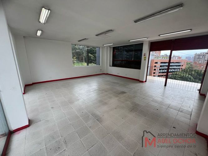 Local en arriendo en Loma del Indio, Medellín - Miniatura 4