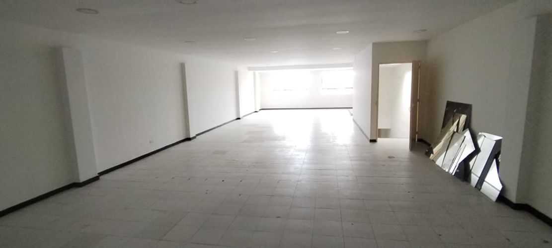 Oficina en Arriendo en Santa Maria del Lago, Bogotá - Miniatura 6