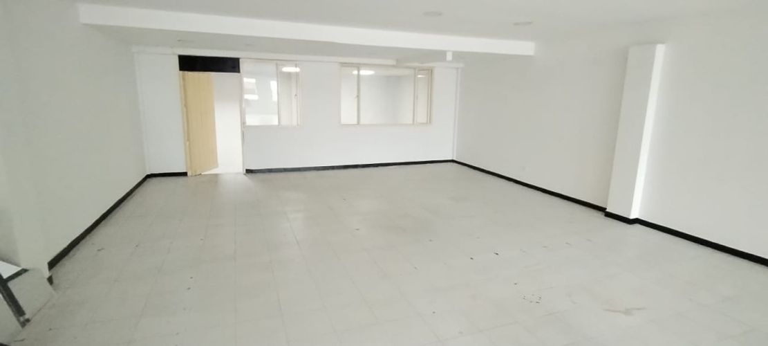 Oficina en Arriendo en Santa Maria del Lago, Bogotá - Miniatura 9