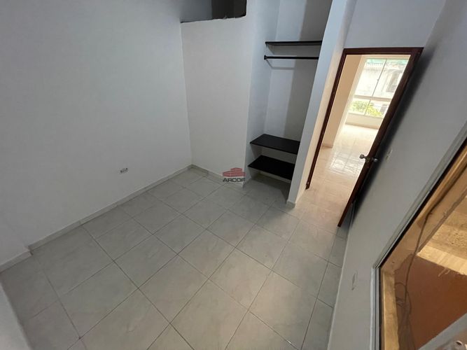Apartaestudio en Arriendo en Girón - Miniatura 5