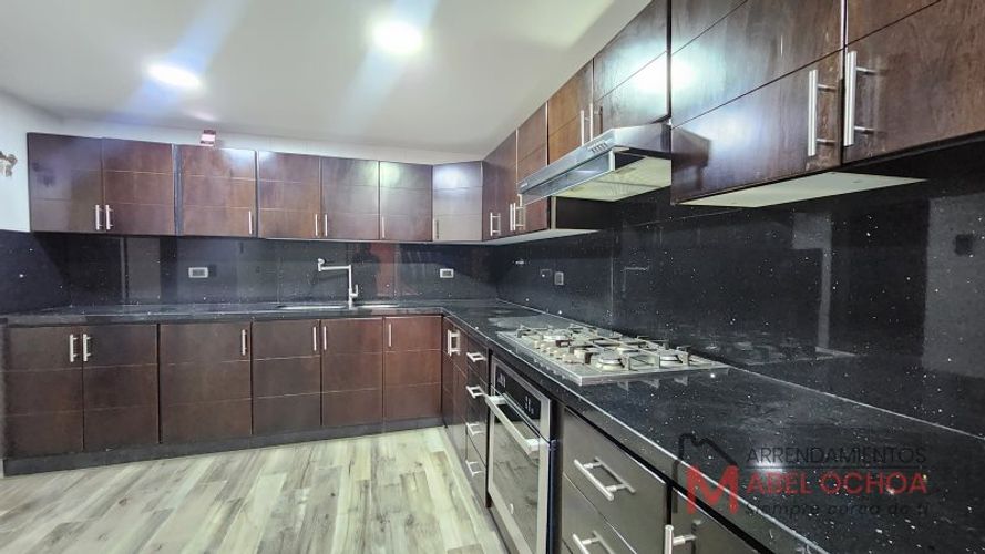 Apartamento en arriendo en Otraparte, Envigado - Miniatura 11