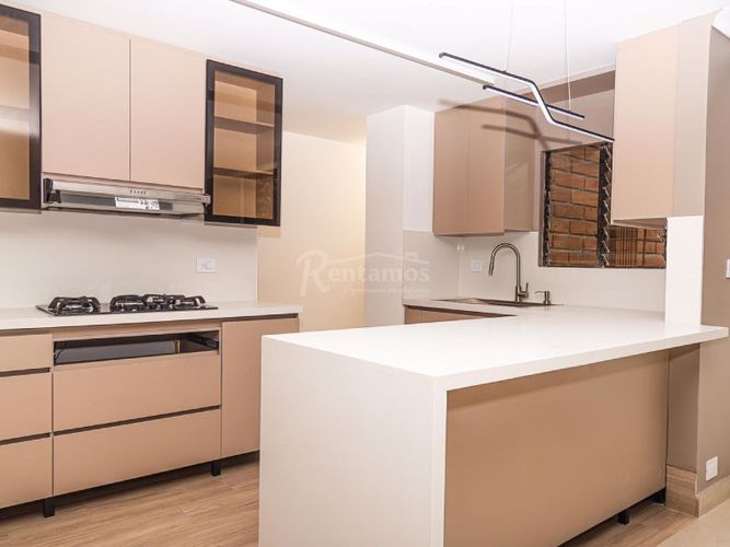 Apartamento en Venta en El Poblado, Medellín - Miniatura 2