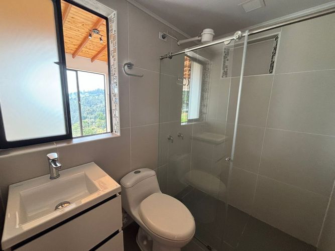 Finca en Arriendo en La pastorcita, Guarne - Miniatura 11
