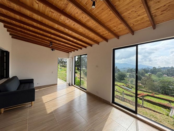 Finca en Arriendo en La pastorcita, Guarne - Miniatura 17
