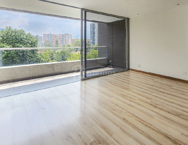 Apartamento en Venta en Loma Benedictinos, Envigado - Miniatura 7