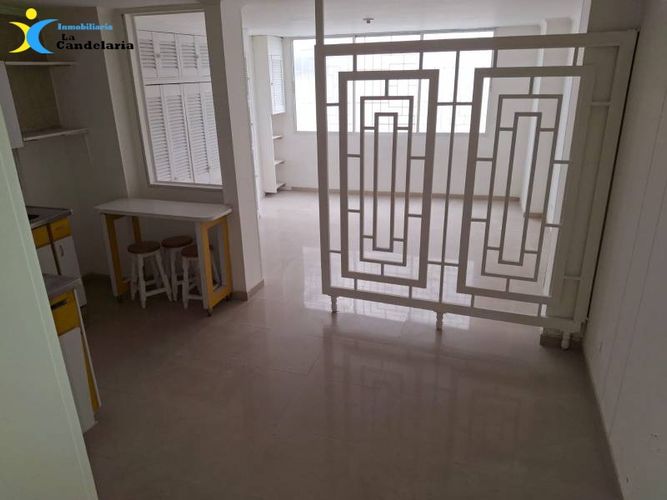 Apartaestudio en Arriendo en La candelaria, Medellín - Miniatura 4