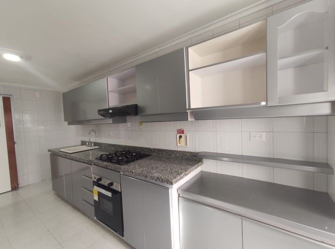 Apartamento en Arriendo en Laureles, Medellín - Miniatura 2