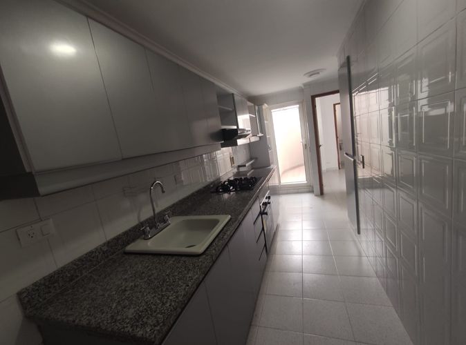 Apartamento en Arriendo en Laureles, Medellín - Miniatura 4