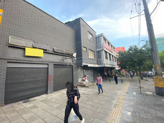 Edificio en Venta en El Poblado, Medellín - Miniatura 8