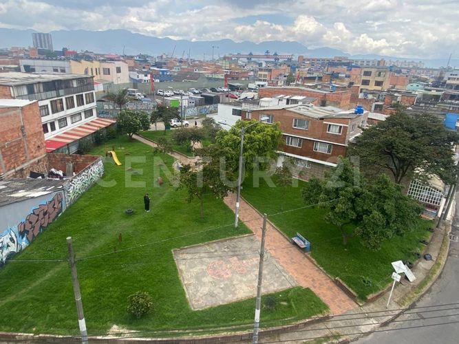Edificio en Venta en Kennedy Central, Bogotá - Miniatura 2
