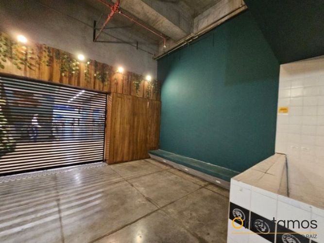 Local en arriendo en Loma del Escobero, Envigado - Miniatura 4