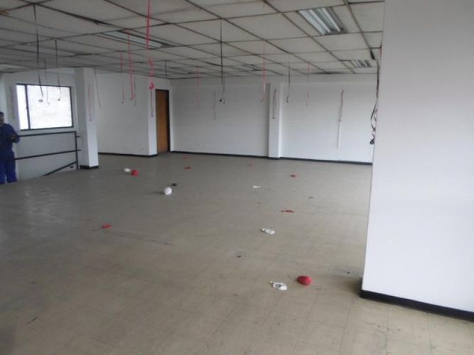 Edificio en  Venta en Fontibon, Bogotá - Miniatura 2