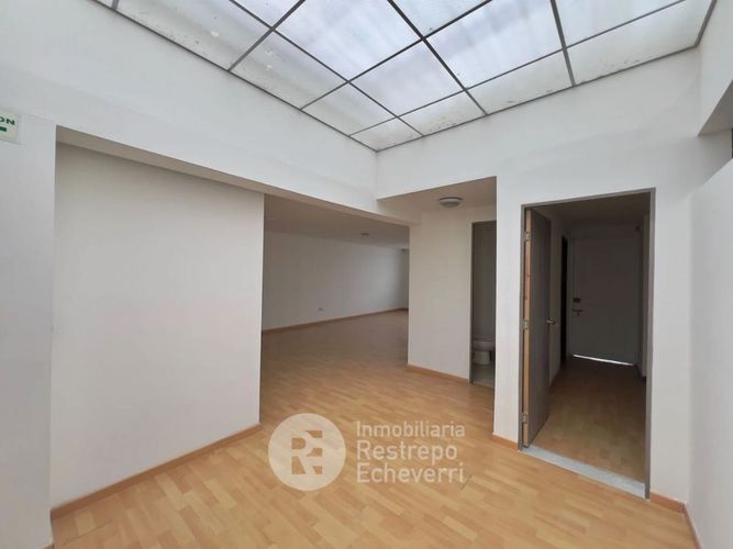 Oficina en Arriendo en Avenida Santander, Manizales - Miniatura 6