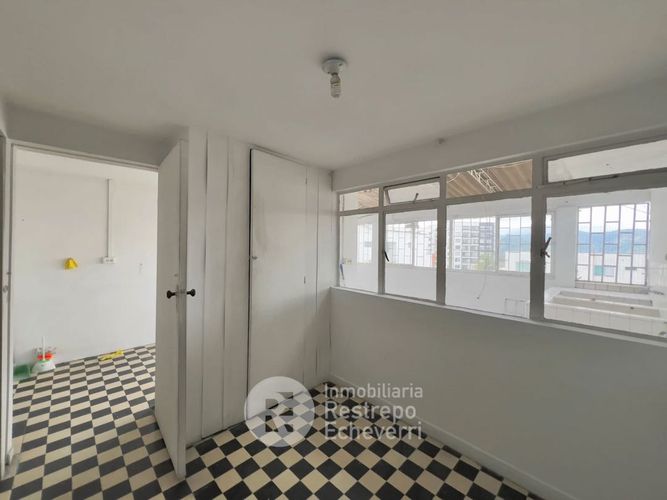Oficina en Arriendo en Avenida Santander, Manizales - Miniatura 13