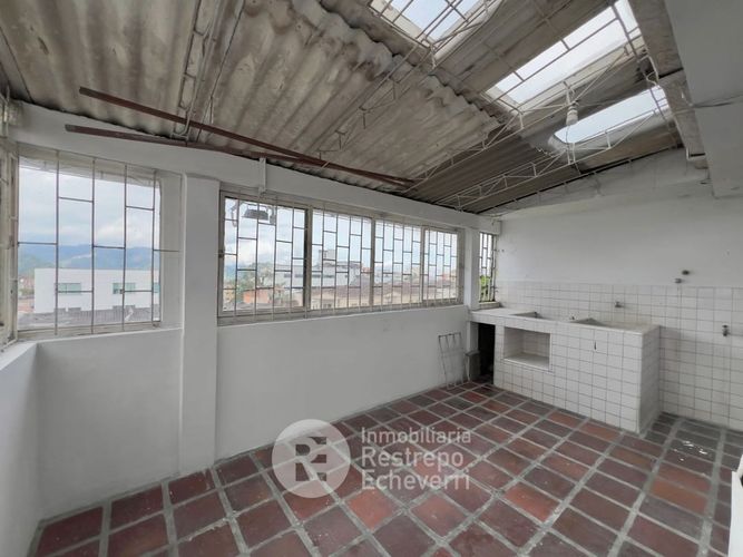 Oficina en Arriendo en Avenida Santander, Manizales - Miniatura 14
