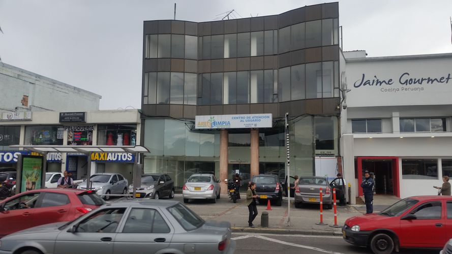 Edificio en Arriendo en Niza, Bogotá - Imagen 1