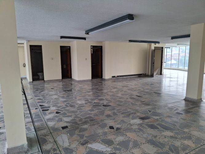 Edificio en Arriendo en Niza, Bogotá - Miniatura 11