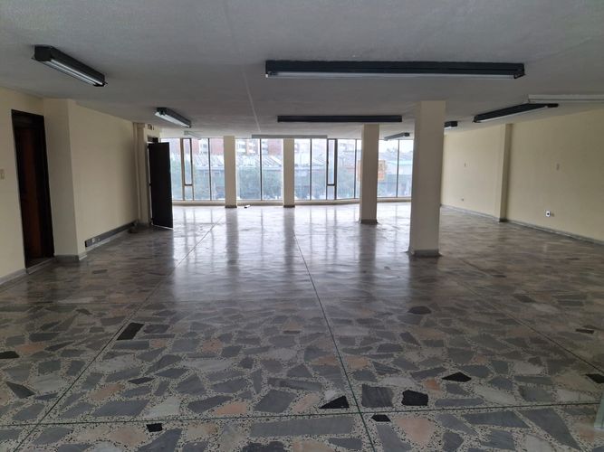 Edificio en Arriendo en Niza, Bogotá - Miniatura 13