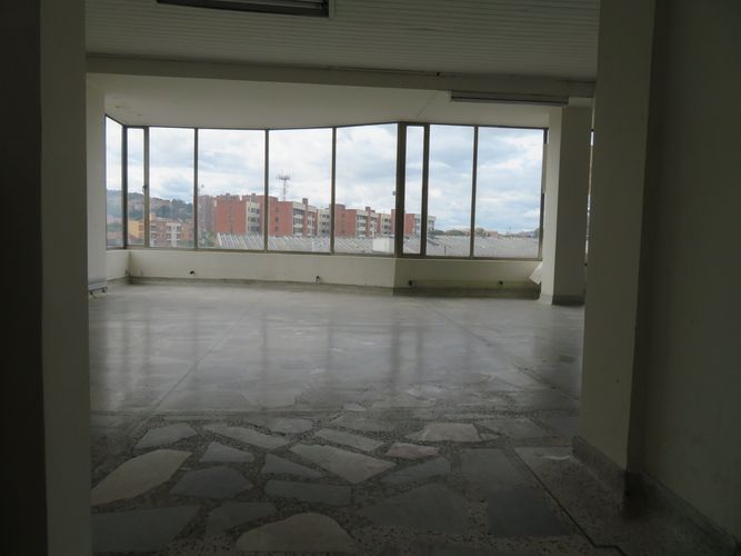 Edificio en Arriendo en Niza, Bogotá - Miniatura 25