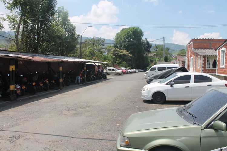Edificio en Venta en Agua azul, Dosquebradas - Miniatura 11