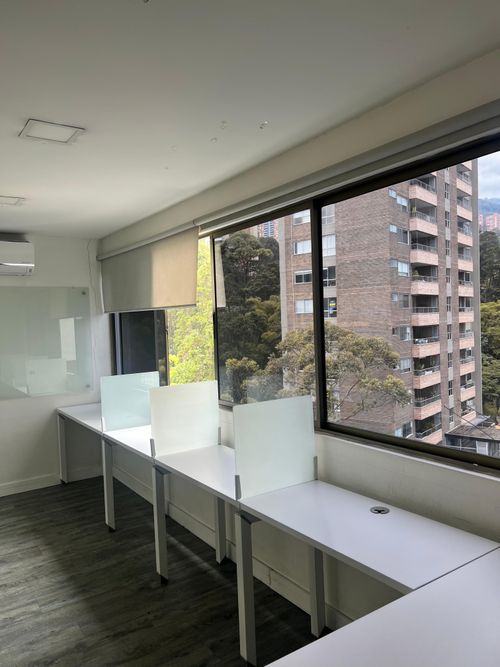 Oficina en  Venta en El Poblado, Medellín - Miniatura 4