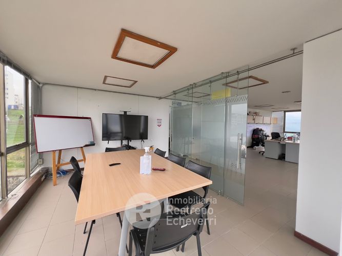 Oficina en Arriendo en Manizales - Miniatura 4