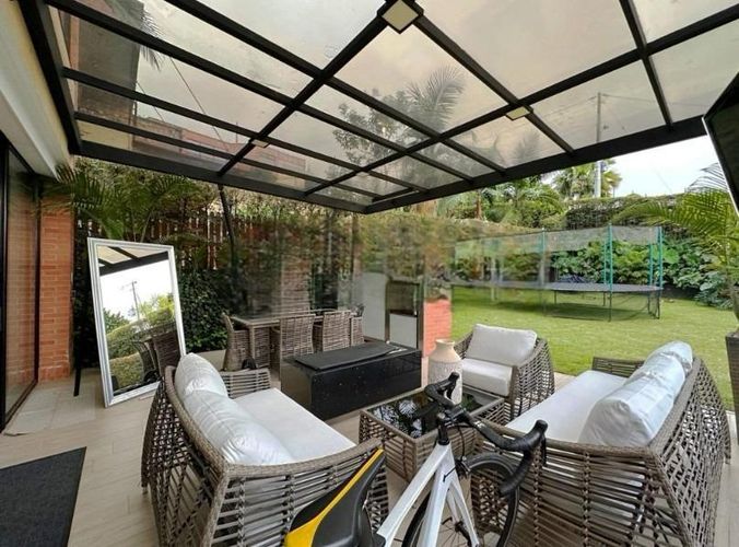Casa en Arriendo en Medellín - Miniatura 4