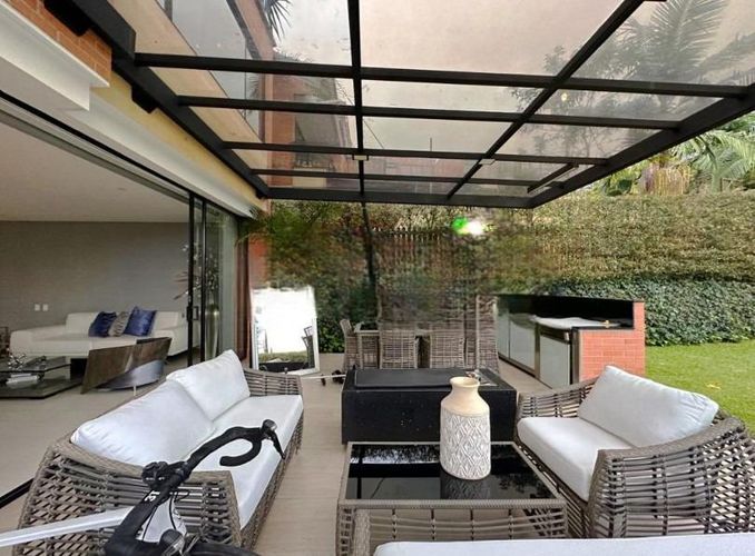 Casa en Arriendo en Medellín - Miniatura 5
