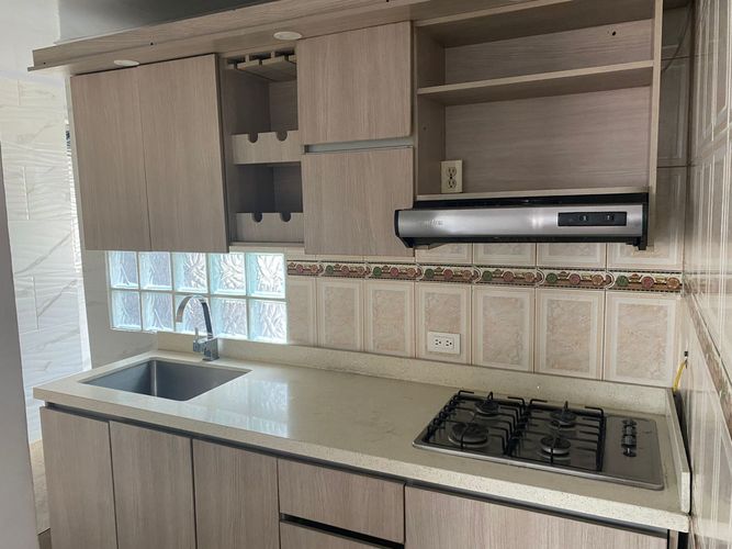 Apartamento en Arriendo en Los colores, Medellín - Miniatura 2